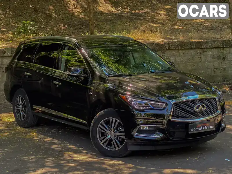 Позашляховик / Кросовер Infiniti QX60 2016 3.5 л. Варіатор обл. Миколаївська, Миколаїв - Фото 1/12