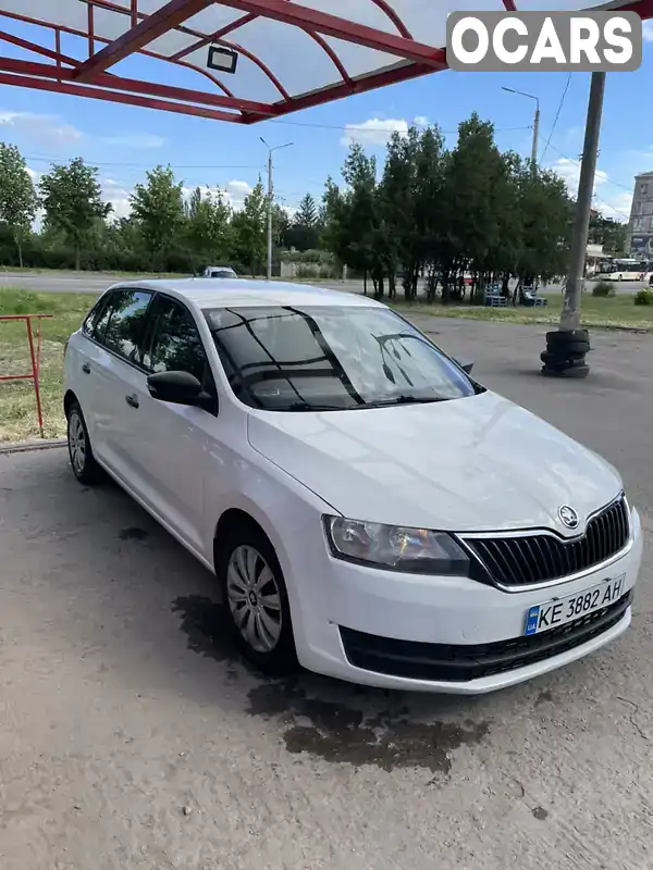 Хетчбек Skoda Rapid 2016 1.2 л. Ручна / Механіка обл. Дніпропетровська, Кривий Ріг - Фото 1/20