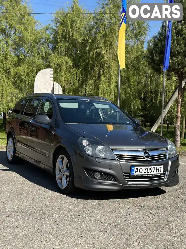 W0L0AHL35A2052325 Opel Astra 2010 Універсал 1.91 л. Фото 1