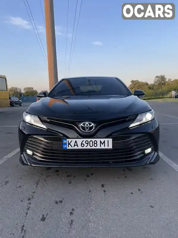 Седан Toyota Camry 2018 2.49 л. Автомат обл. Київська, Ірпінь - Фото 1/18