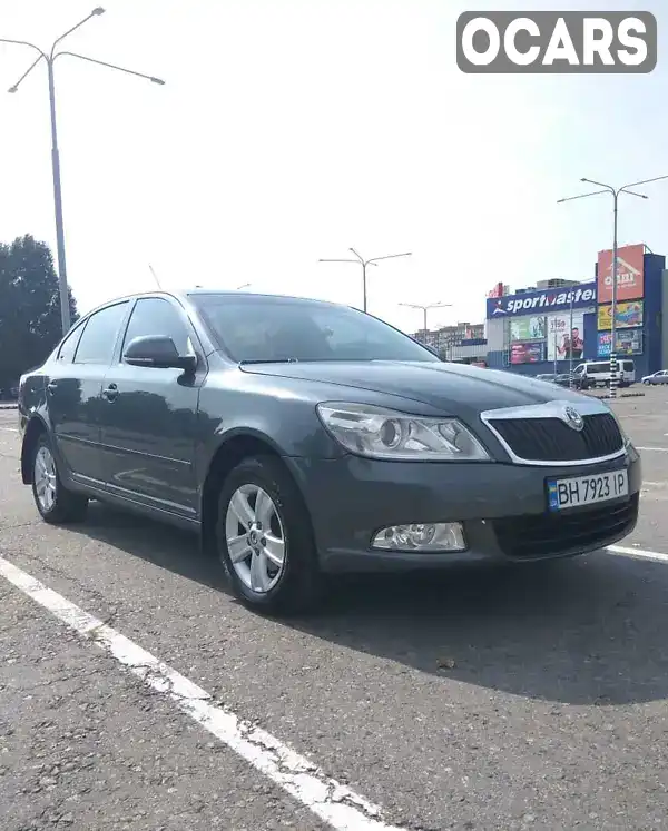 Ліфтбек Skoda Octavia 2010 1.6 л. Ручна / Механіка обл. Одеська, Сарата - Фото 1/15