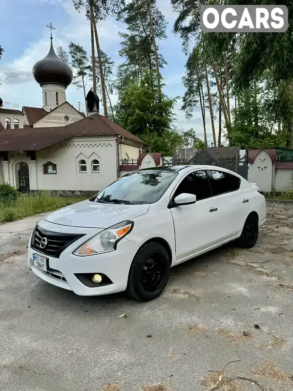 Седан Nissan Versa 2017 1.6 л. Варіатор обл. Львівська, Червоноград - Фото 1/21