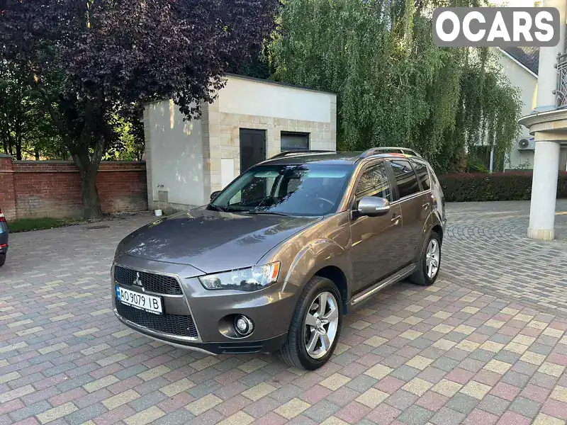 Позашляховик / Кросовер Mitsubishi Outlander 2010 2.27 л. Ручна / Механіка обл. Закарпатська, Хуст - Фото 1/20