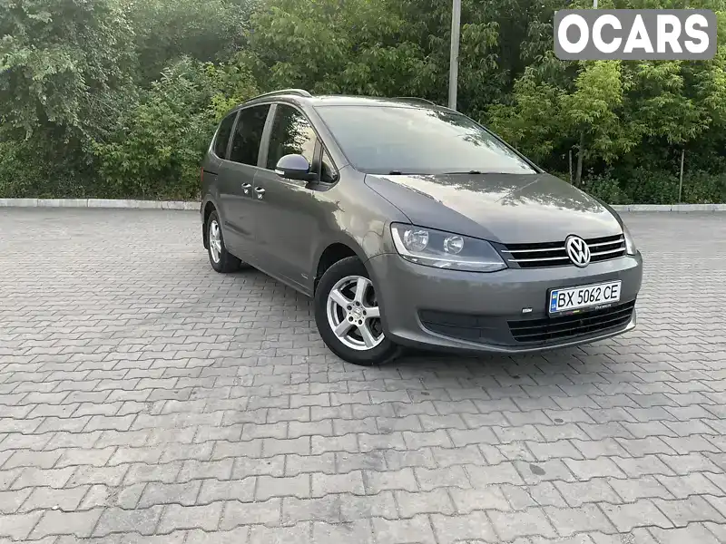 Минивэн Volkswagen Sharan 2012 2 л. Ручная / Механика обл. Хмельницкая, Хмельницкий - Фото 1/21