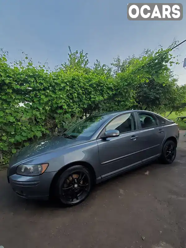 Седан Volvo S40 2006 2 л. Ручна / Механіка обл. Рівненська, Рівне - Фото 1/21