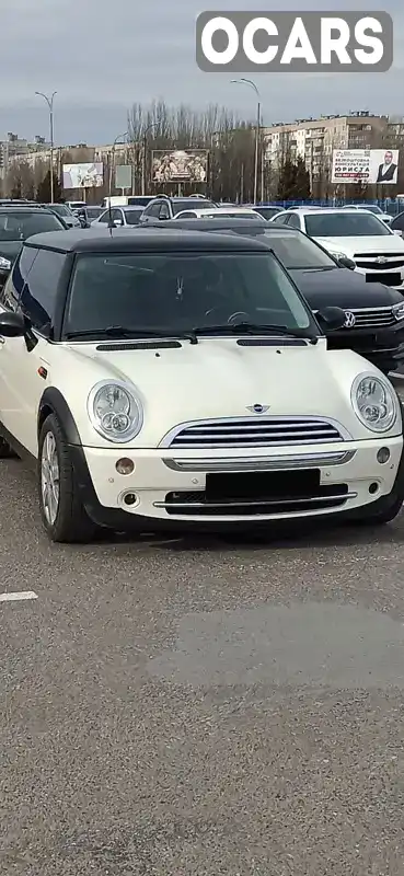 Хэтчбек MINI Hatch 2005 1.6 л. Вариатор обл. Черкасская, Черкассы - Фото 1/13