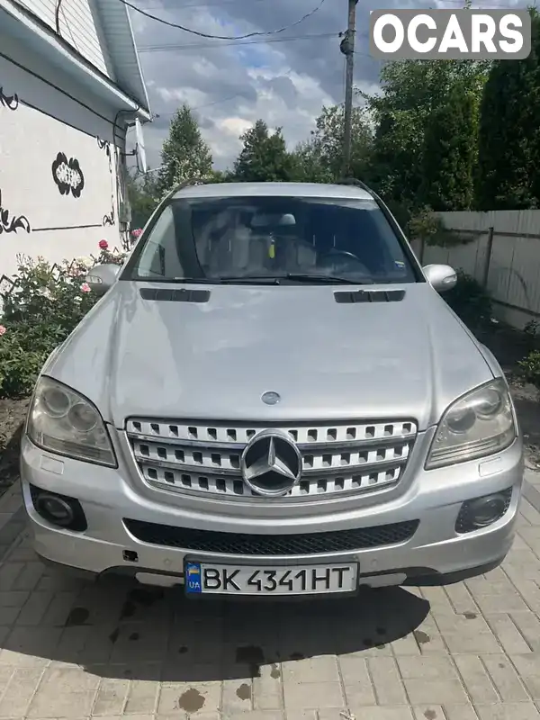 Позашляховик / Кросовер Mercedes-Benz M-Class 2006 2.99 л. Автомат обл. Рівненська, Рокитне - Фото 1/18