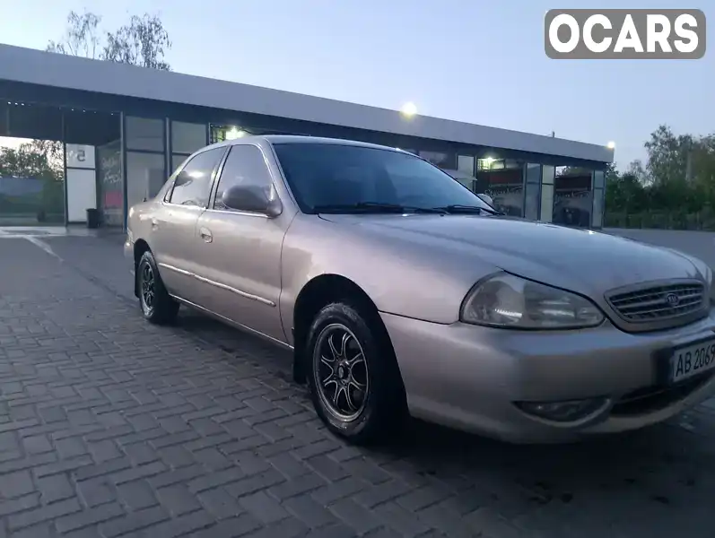 Седан Kia Clarus 1998 1.79 л. Ручна / Механіка обл. Вінницька, Вінниця - Фото 1/9