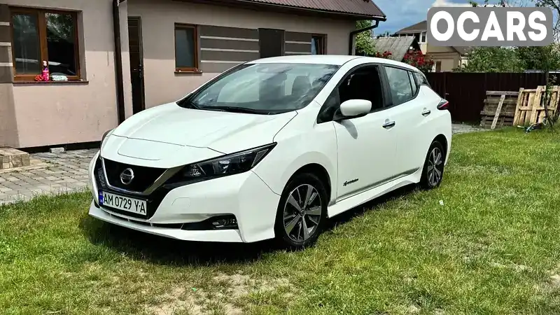 Хетчбек Nissan Leaf 2018 null_content л. обл. Житомирська, Звягель - Фото 1/11