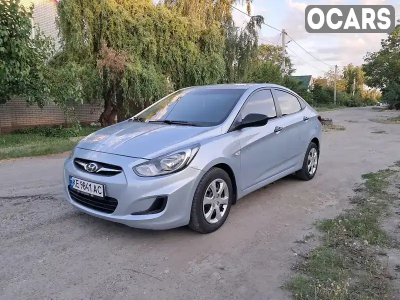 Z94CT41CABR012989 Hyundai Accent 2011 Седан 1.4 л. Фото 1