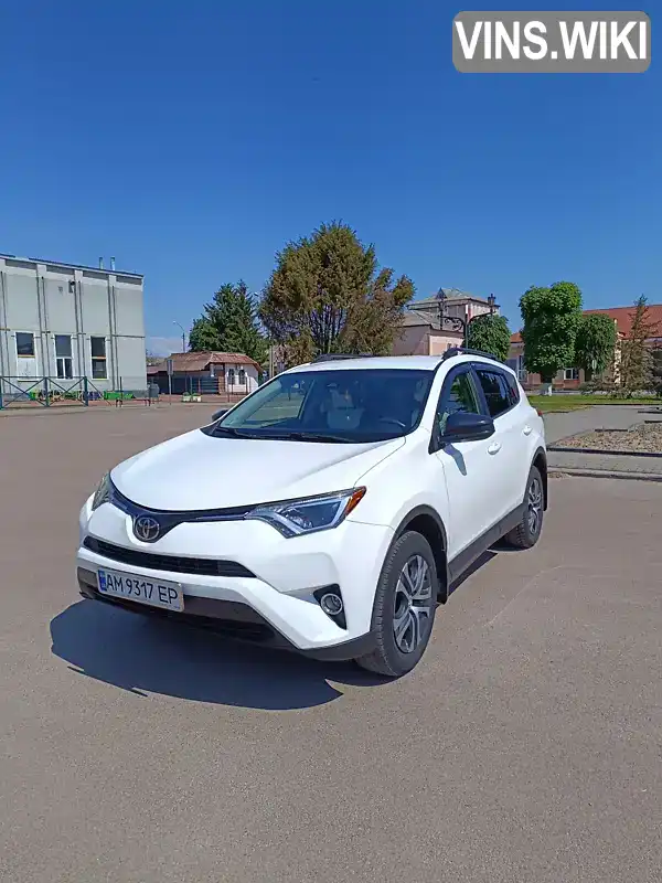 Позашляховик / Кросовер Toyota RAV4 2017 2.49 л. Автомат обл. Житомирська, Житомир - Фото 1/21