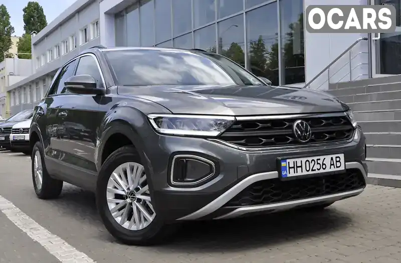 Позашляховик / Кросовер Volkswagen T-Roc 2022 1.5 л. Автомат обл. Одеська, Одеса - Фото 1/21