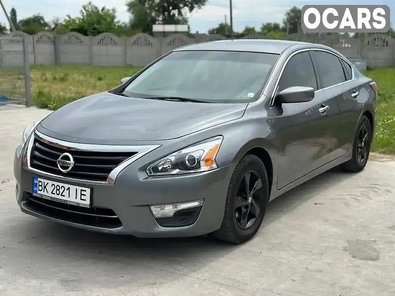 Седан Nissan Altima 2013 2.49 л. Автомат обл. Рівненська, Дубровиця - Фото 1/21