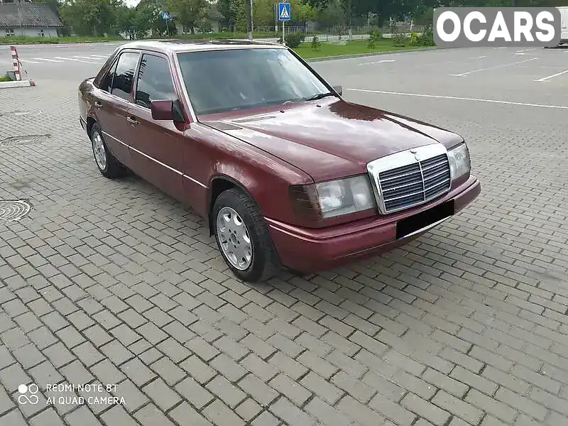 Седан Mercedes-Benz E-Class 1992 2.3 л. Ручна / Механіка обл. Чернівецька, Хотин - Фото 1/12