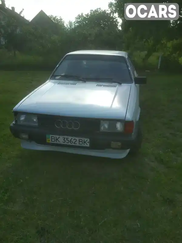 Седан Audi 80 1985 1.6 л. Ручна / Механіка обл. Рівненська, Зарічне - Фото 1/13