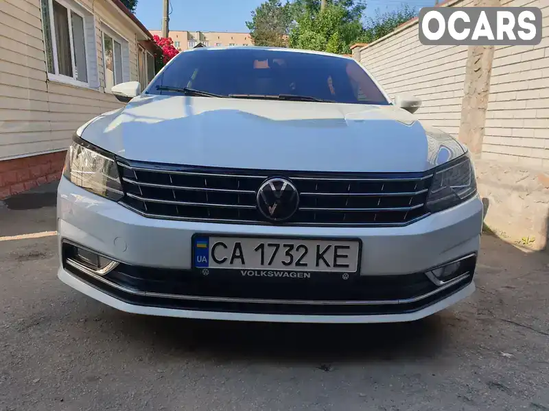 Седан Volkswagen Passat 2017 2 л. Типтронік обл. Київська, Богуслав - Фото 1/19