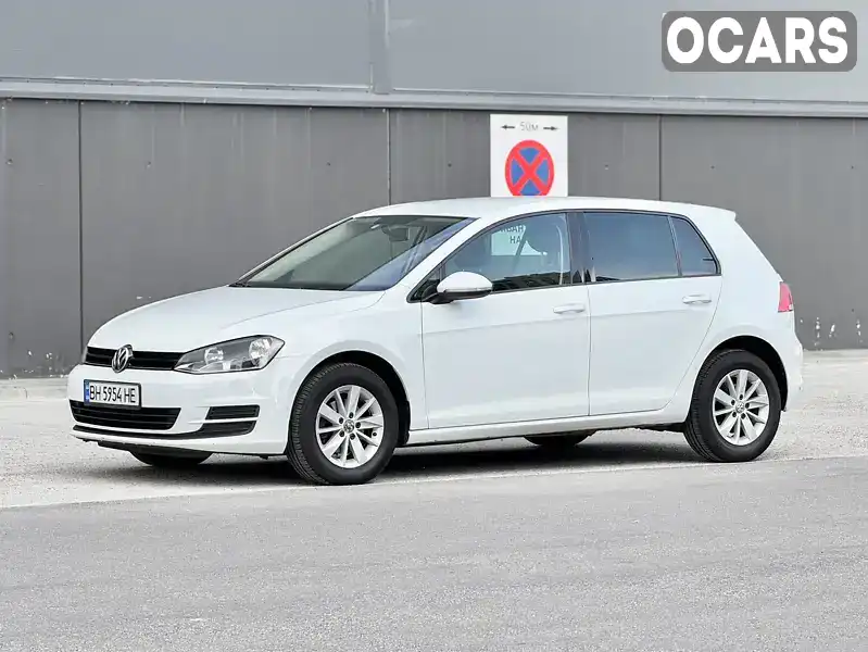 Хетчбек Volkswagen Golf 2014 1.6 л. Автомат обл. Київська, Київ - Фото 1/21