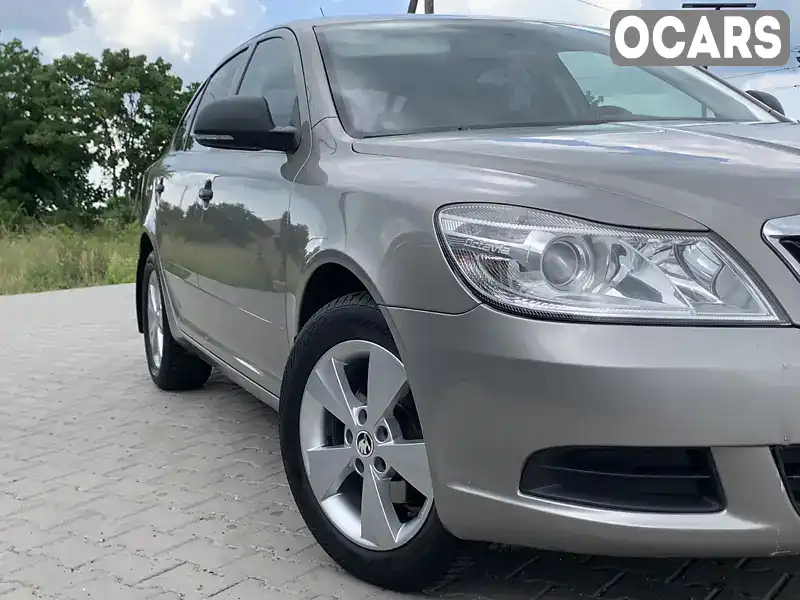 Ліфтбек Skoda Octavia 2009 1.6 л. Ручна / Механіка обл. Львівська, Радехів - Фото 1/18