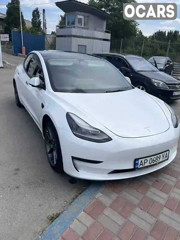 5YJ3E1EB9NF277110 Tesla Model 3 2022 Седан  Фото 1