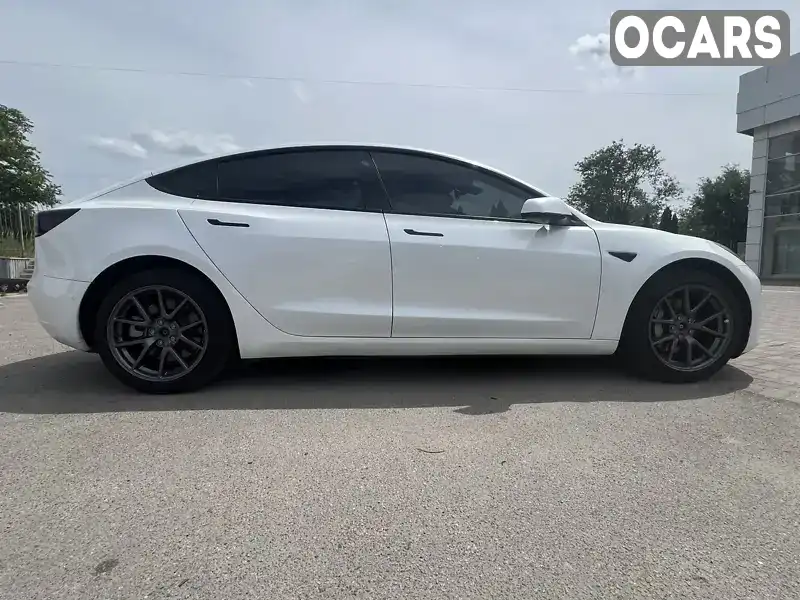 5YJ3E1EB9NF277110 Tesla Model 3 2022 Седан  Фото 6