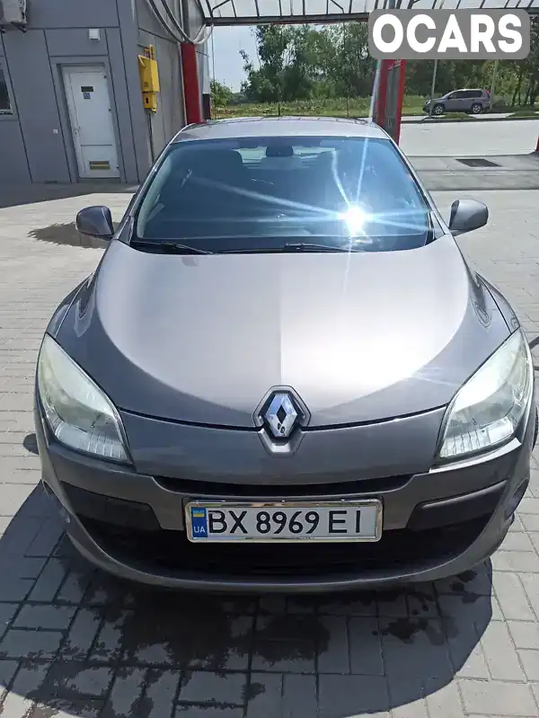 VF1BZ1A0544997757 Renault Megane 2011 Хэтчбек 1.46 л. Фото 2