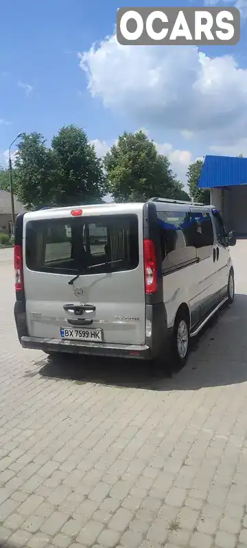 W0LF7BJBH7V622572 Opel Vivaro 2007 Минивэн 2.5 л. Фото 3