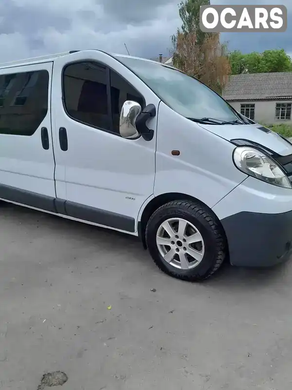 W0LF7BMB6BV623846 Opel Vivaro 2011 Мінівен 2 л. Фото 1