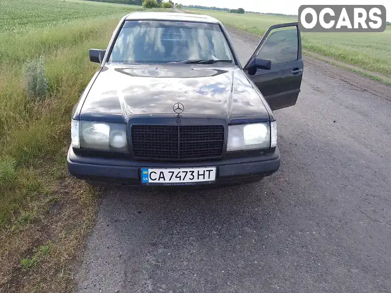 Седан Mercedes-Benz E-Class 1989 2.3 л. Ручна / Механіка обл. Полтавська, Оржиця - Фото 1/12