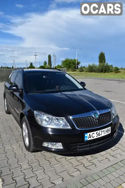 Універсал Skoda Octavia 2012 1.99 л. Робот обл. Рівненська, Вараш (Кузнецовськ) - Фото 1/21