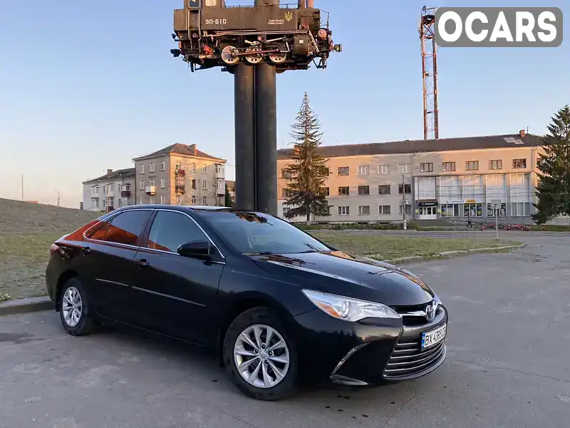 Седан Toyota Camry 2014 2.5 л. Автомат обл. Хмельницька, Шепетівка - Фото 1/14