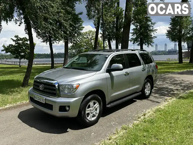 Позашляховик / Кросовер Toyota Sequoia 2017 5.66 л. Автомат обл. Київська, Київ - Фото 1/21