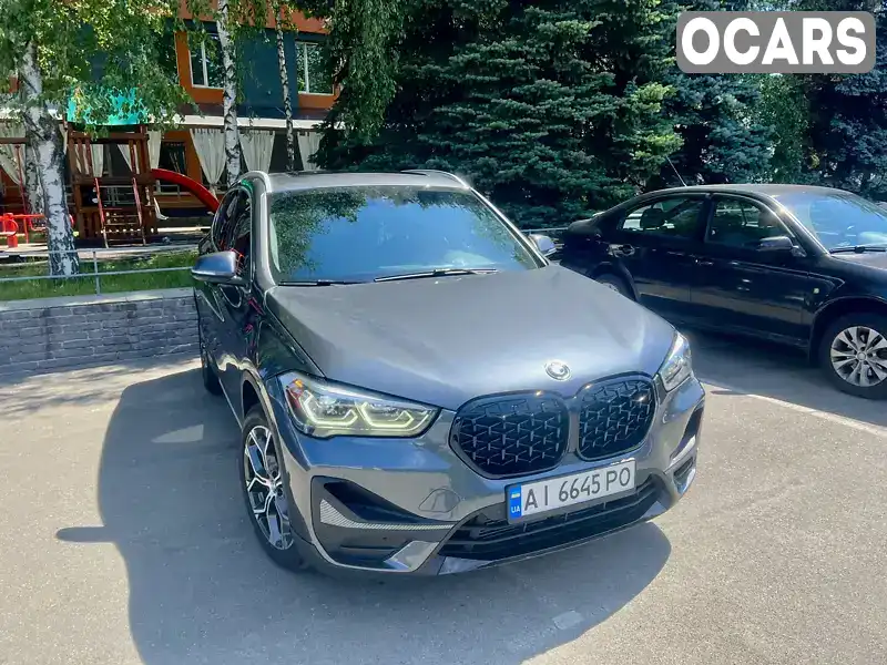 Позашляховик / Кросовер BMW X1 2021 2 л. Автомат обл. Київська, Київ - Фото 1/21