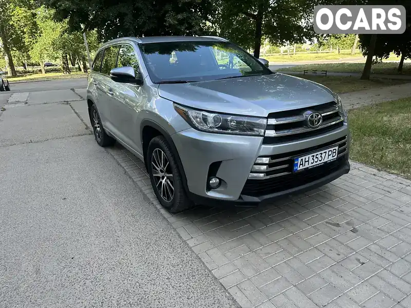 Позашляховик / Кросовер Toyota Highlander 2018 3.46 л. Автомат обл. Донецька, Добропілля - Фото 1/13