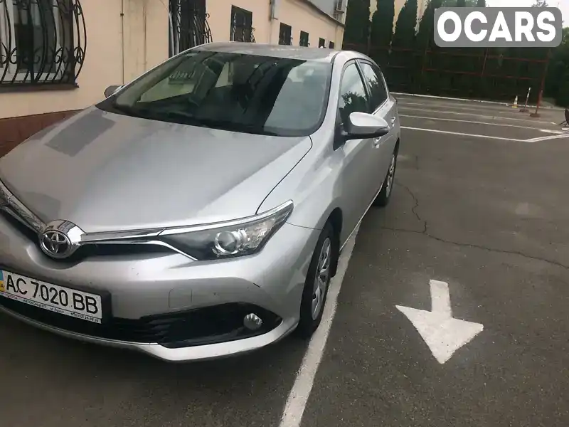 Хетчбек Toyota Auris 2016 1.6 л. Варіатор обл. Київська, Київ - Фото 1/4