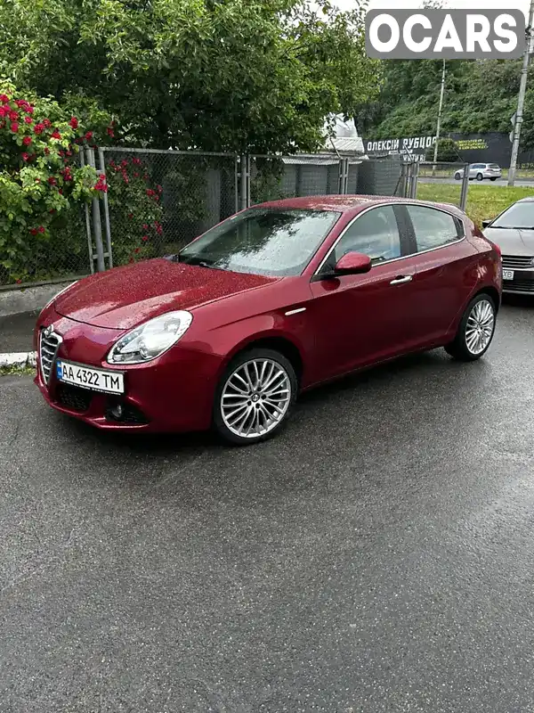 Хетчбек Alfa Romeo Giulietta 2011 1.96 л. Ручна / Механіка обл. Київська, Київ - Фото 1/7