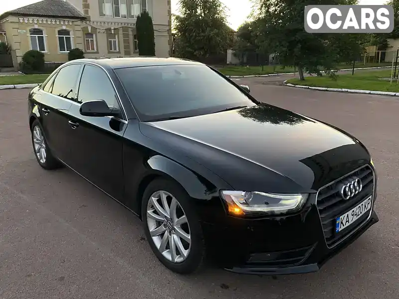 Седан Audi A4 2012 1.98 л. Варіатор обл. Житомирська, Овруч - Фото 1/20