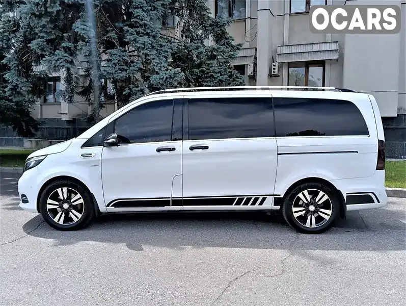 Минивэн Mercedes-Benz V-Class 2015 2.14 л. Автомат обл. Киевская, Киев - Фото 1/21