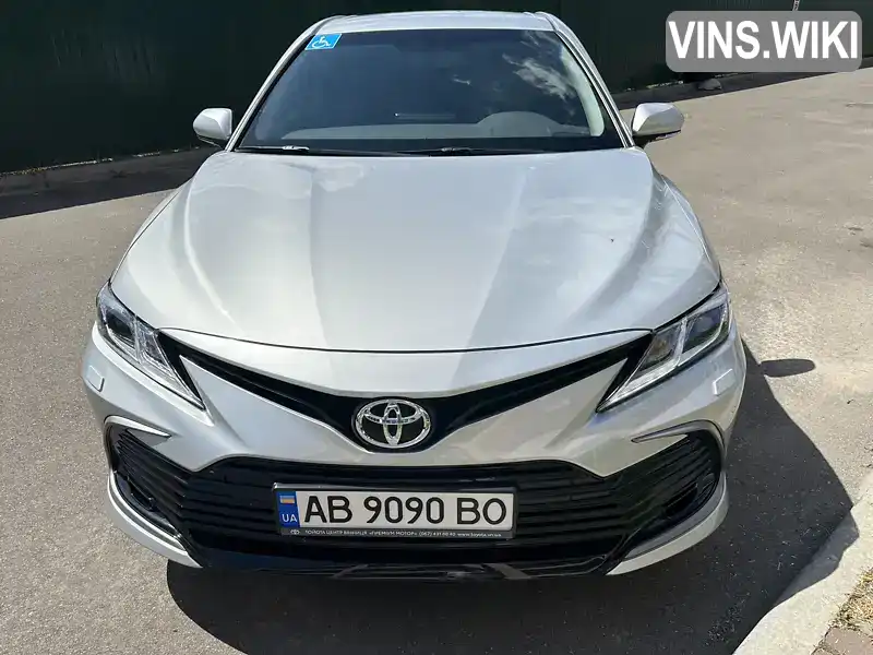 Седан Toyota Camry 2023 2.49 л. Автомат обл. Винницкая, Винница - Фото 1/21