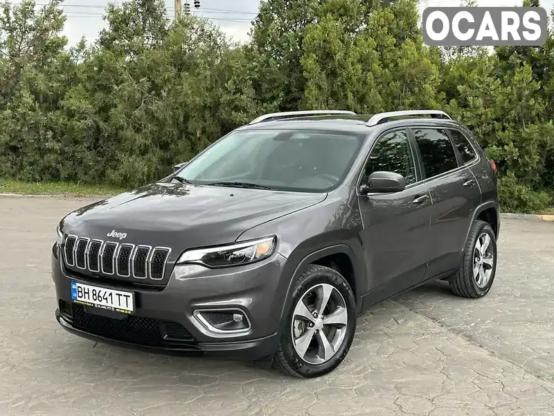 Позашляховик / Кросовер Jeep Cherokee 2019 2.36 л. Автомат обл. Одеська, Чорноморськ (Іллічівськ) - Фото 1/17