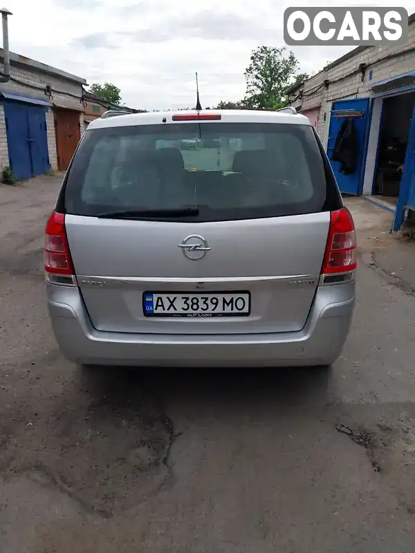 Минивэн Opel Zafira 2013 1.69 л. Ручная / Механика обл. Харьковская, Лозовая - Фото 1/3