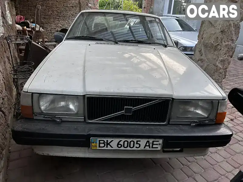 Седан Volvo 740 1986 2.3 л. Ручна / Механіка обл. Рівненська, Здолбунів - Фото 1/21