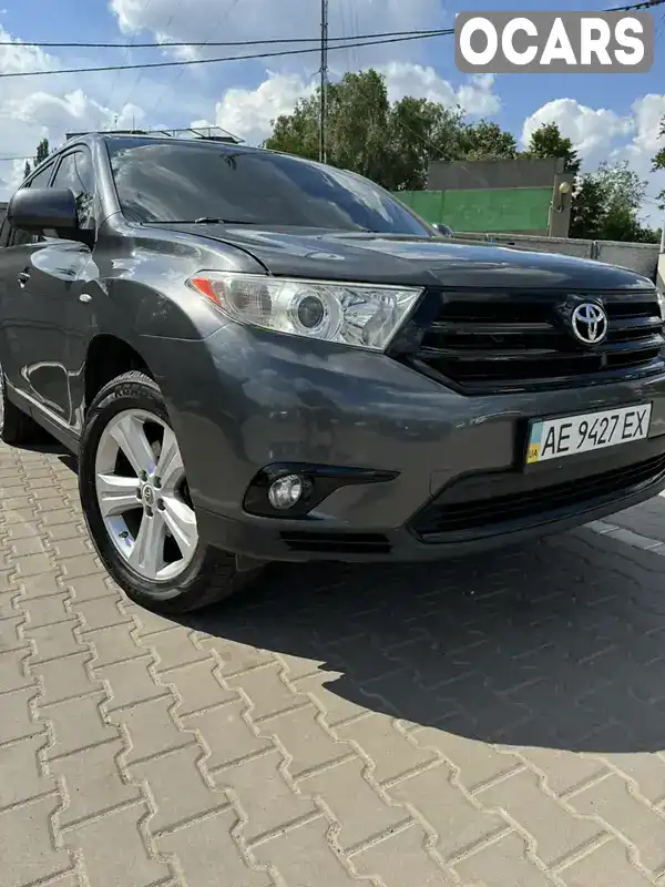 Позашляховик / Кросовер Toyota Highlander 2012 3.46 л. Автомат обл. Дніпропетровська, Кривий Ріг - Фото 1/17