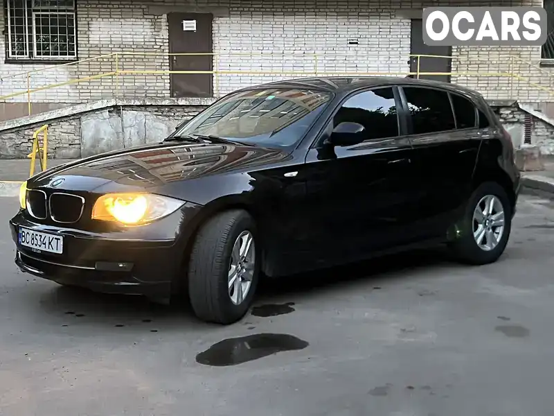 Хетчбек BMW 1 Series 2011 2 л. Ручна / Механіка обл. Львівська, Львів - Фото 1/12