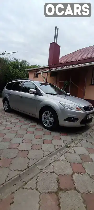 Универсал Ford Focus 2010 1.6 л. Ручная / Механика обл. Ровенская, Ровно - Фото 1/20