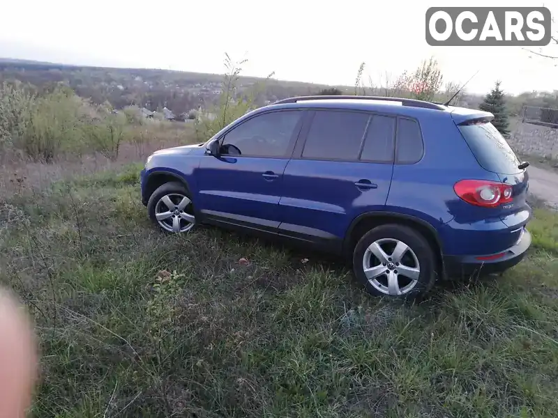 Позашляховик / Кросовер Volkswagen Tiguan 2010 2 л. Ручна / Механіка обл. Київська, Васильків - Фото 1/14