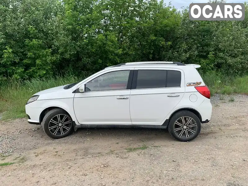 Хетчбек Geely MK Cross 2013 1.5 л. Ручна / Механіка обл. Київська, Київ - Фото 1/5