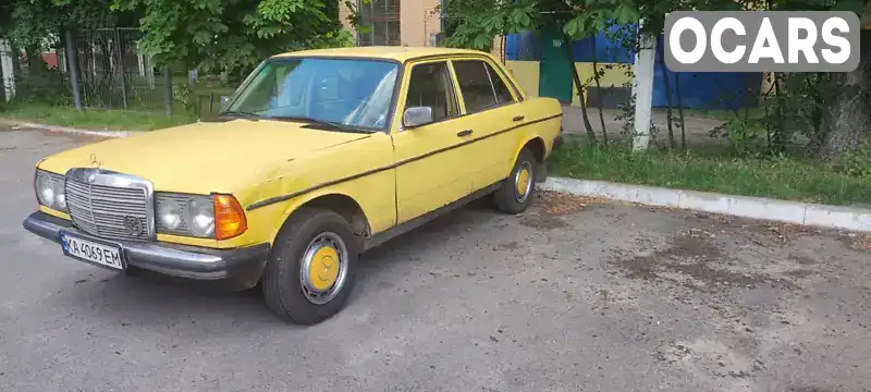 Седан Mercedes-Benz E-Class 1984 2.4 л. Ручна / Механіка обл. Чернігівська, Чернігів - Фото 1/7