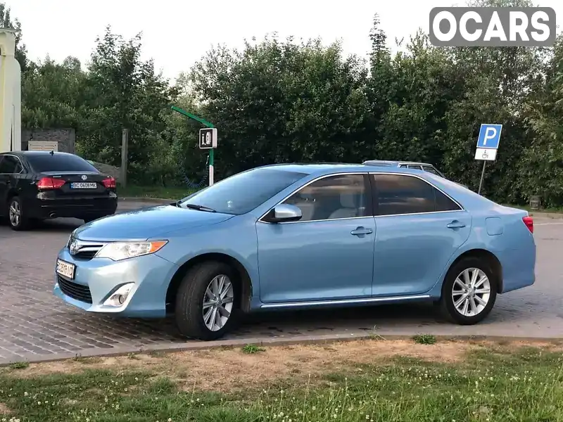 Седан Toyota Camry 2012 2.49 л. Автомат обл. Львовская, Трускавец - Фото 1/21