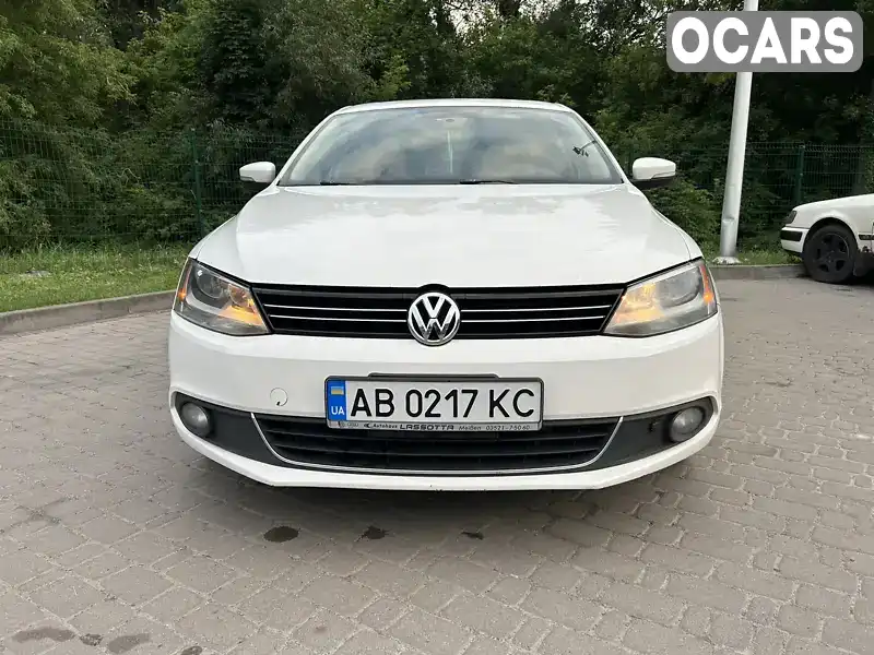 3VWLL7AJ1DM286753 Volkswagen Jetta 2013 Седан 1.97 л. Фото 1