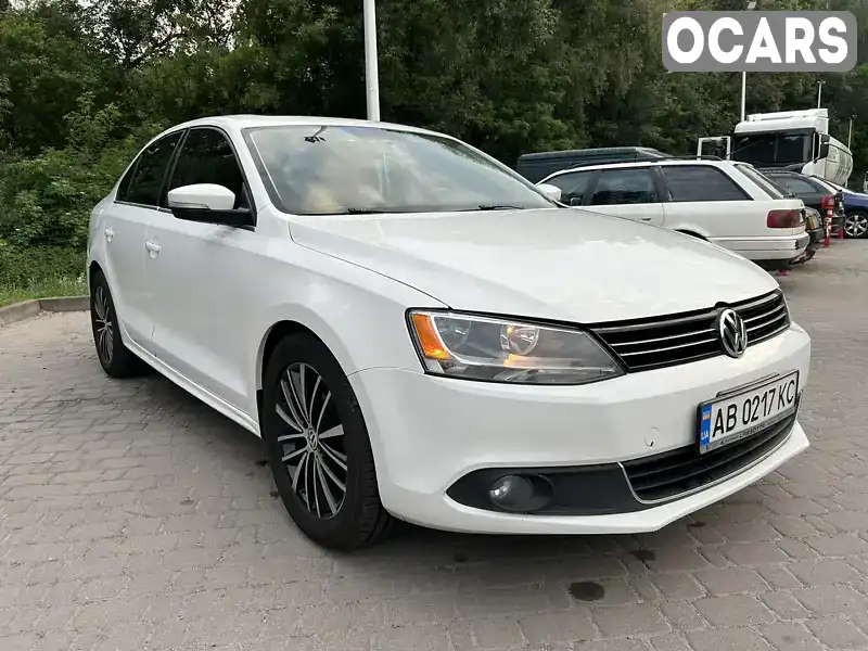 3VWLL7AJ1DM286753 Volkswagen Jetta 2013 Седан 1.97 л. Фото 2